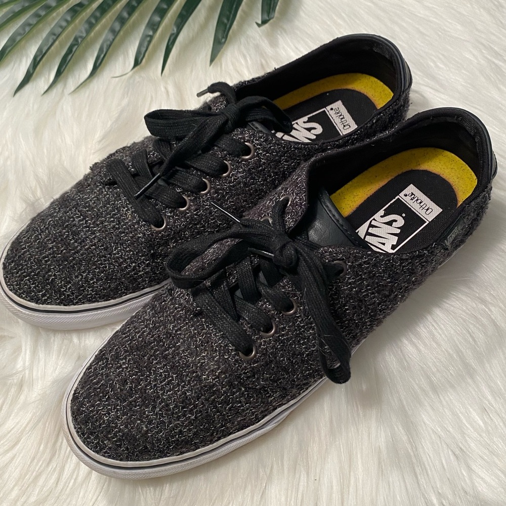 VANS Flannel Black & White Ortholite Sneakers Womens Size 11 Excellent Condition